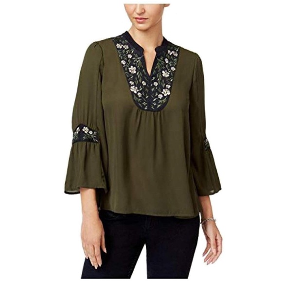 CLOSET WIDE CLEARANCE Bundle and Save! - Picture 6 of 17